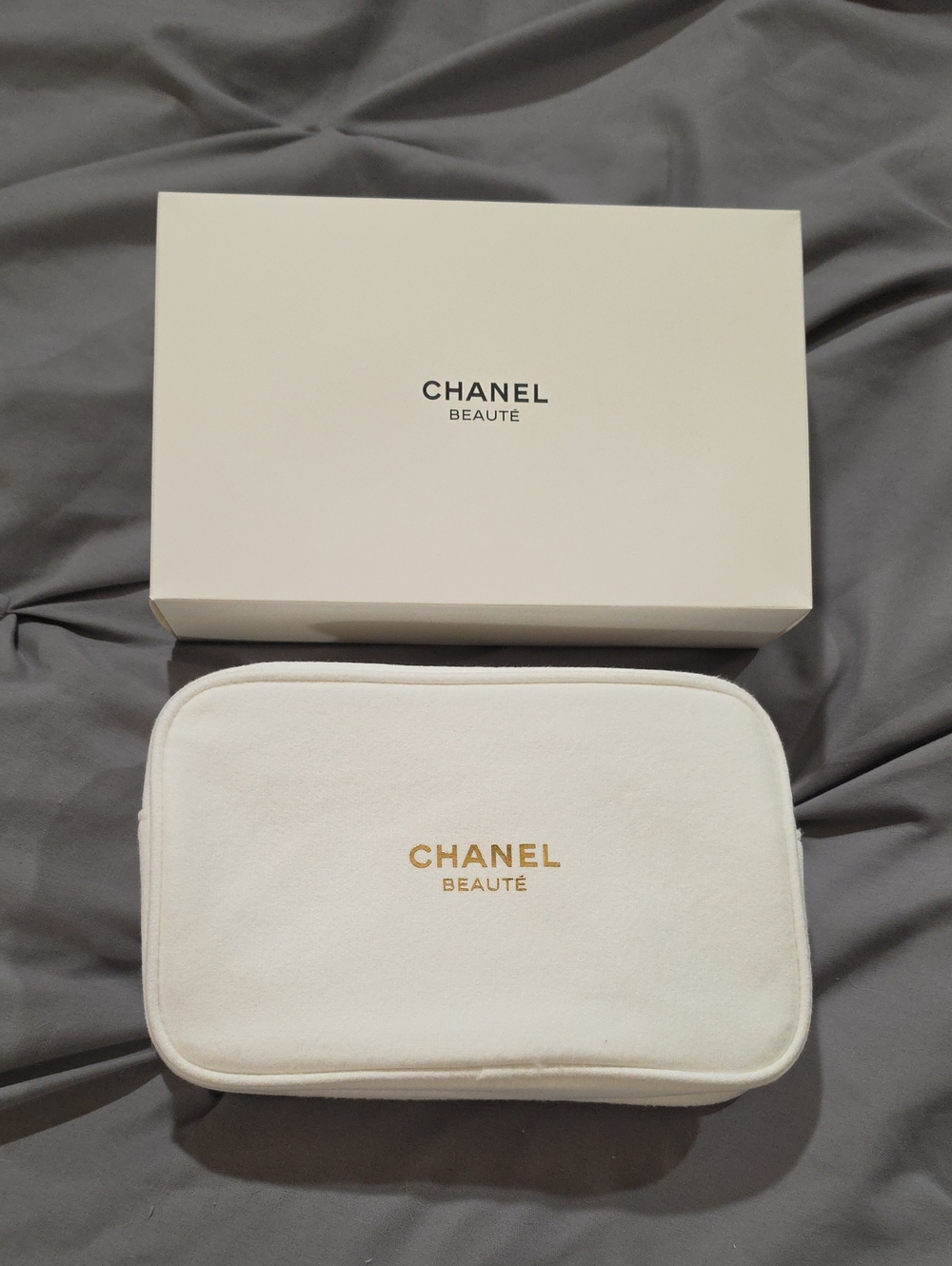 Chanel Beauté Cosmetic Pouch with Original Gift Box